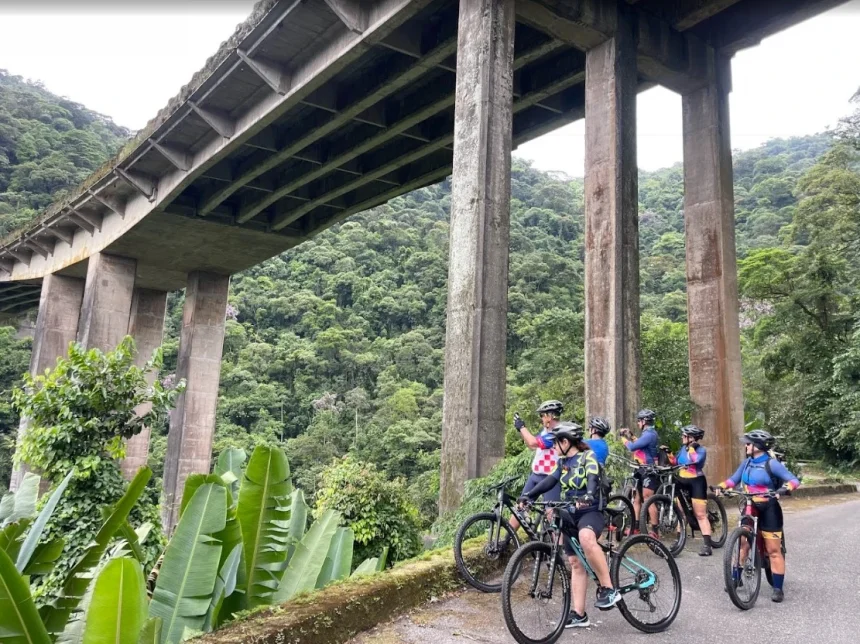Pedal Estrada de Manutenção