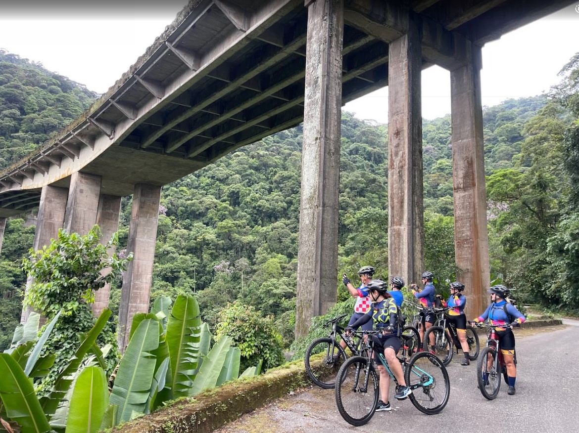 Pedal - Estrada de Manutenção / Rota Márcia Prado
